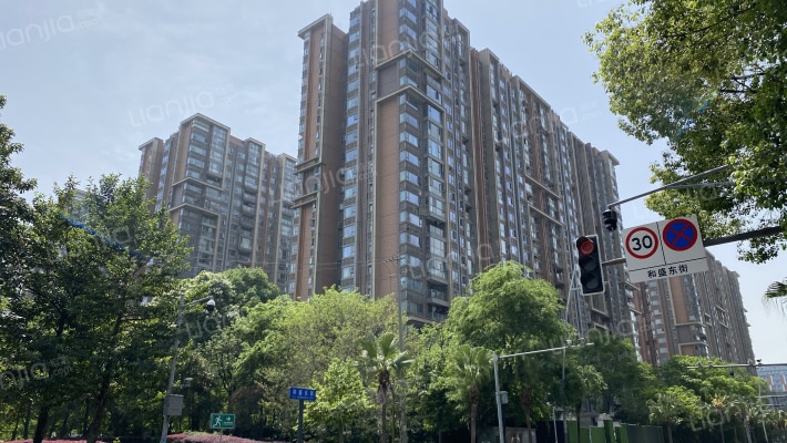 南城都汇汇彩园外景图