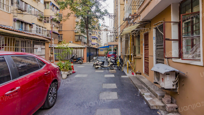 五福巷33号小区外景图