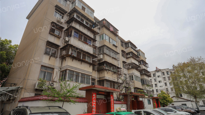 三建小区外景图