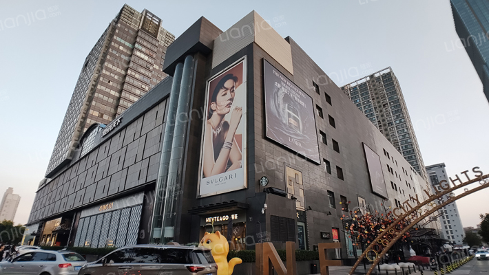 九派大厦外景图