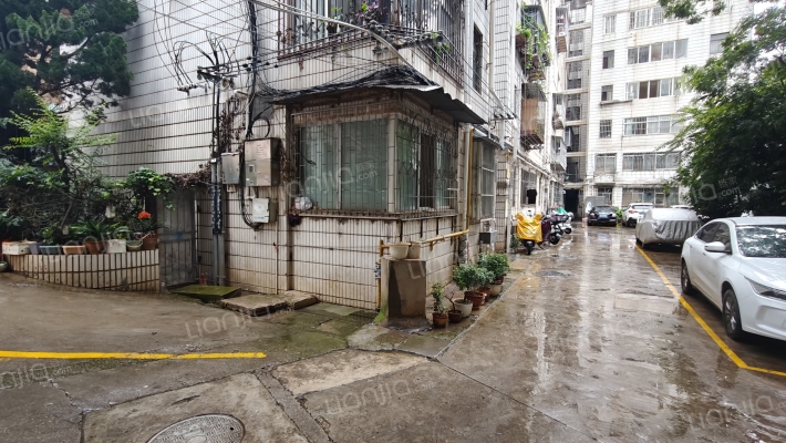 昆明氧气厂生活区外景图