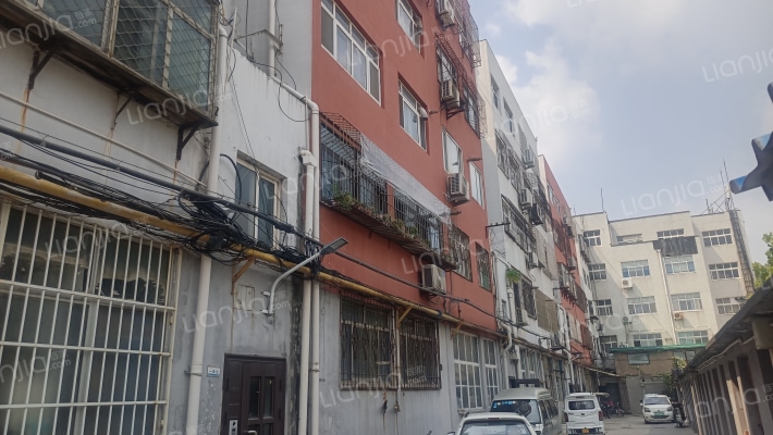 城隍庙社区二建宿舍外景图