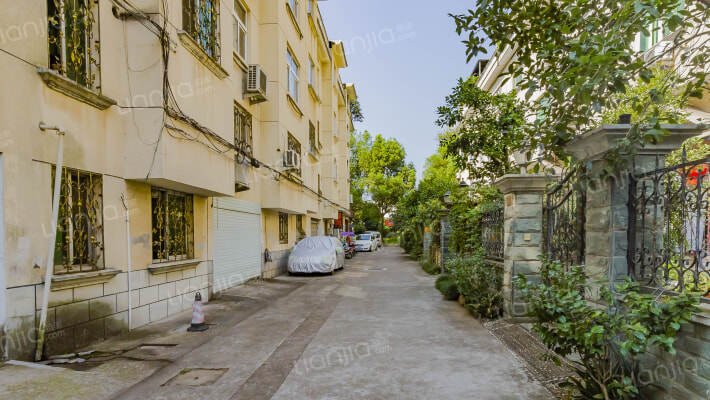 绿城别墅外景图