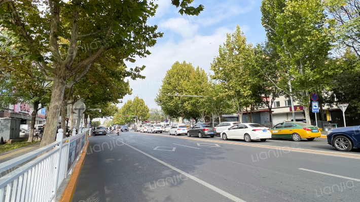 艺苑东街8号院外景图