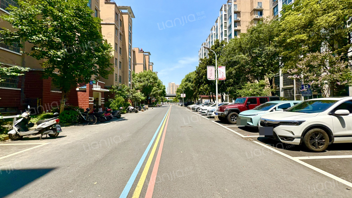 大诚苑东区外景图