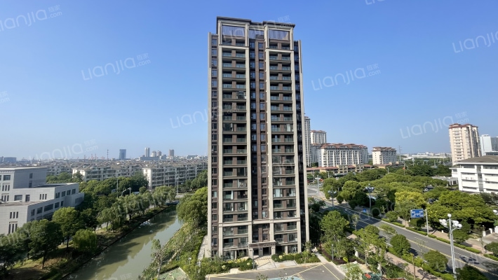 君地美好风华外景图