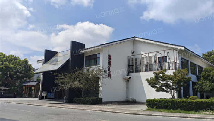 石湖景区东入口北商业街外景图