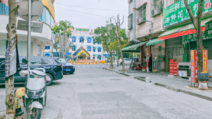 康华街外景图