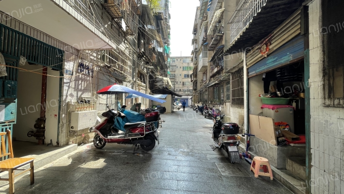 遵义巷203号外景图