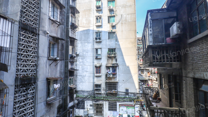 东上渝亭外景图