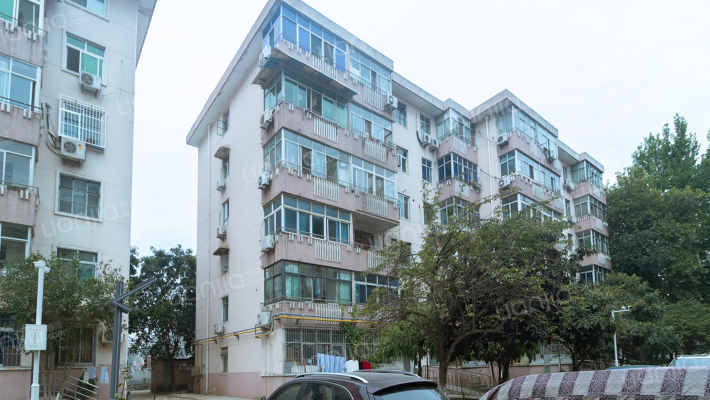 中航工业自控所生活二区外景图