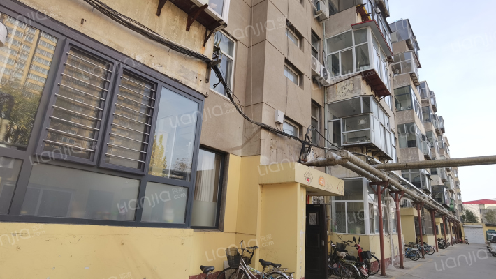 教育局宿舍外景图