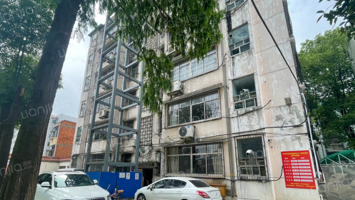 襄州区张湾国土资源所家属院外景图