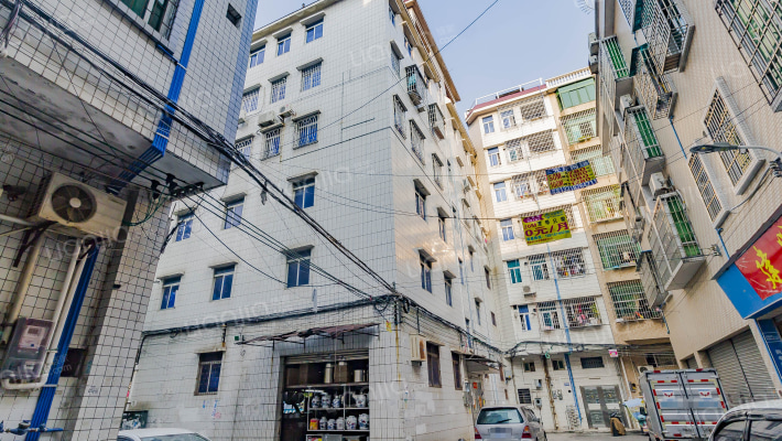 宏景小区外景图