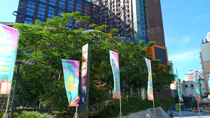 融创精彩天地外景图