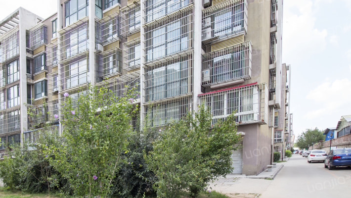 亨润世家外景图