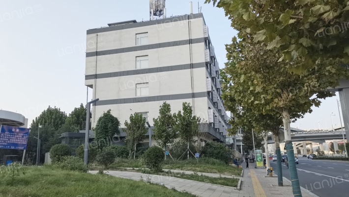 水产宿舍外景图