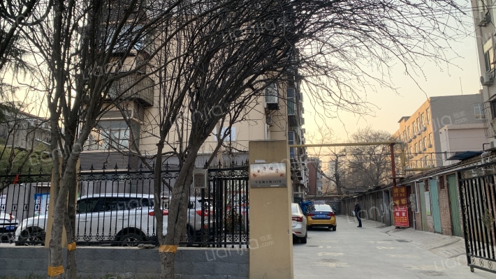 第二燃料公司宿舍外景图