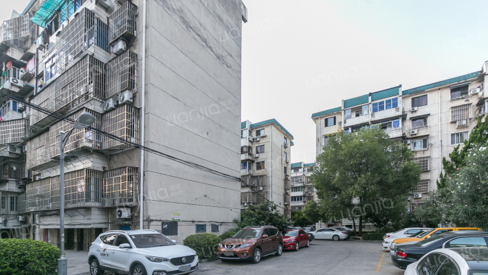 越都新村外景图