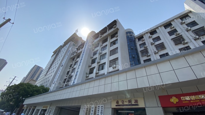 梅苑路10号外景图