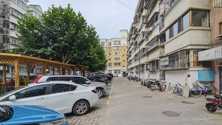 福城国际公寓外景图