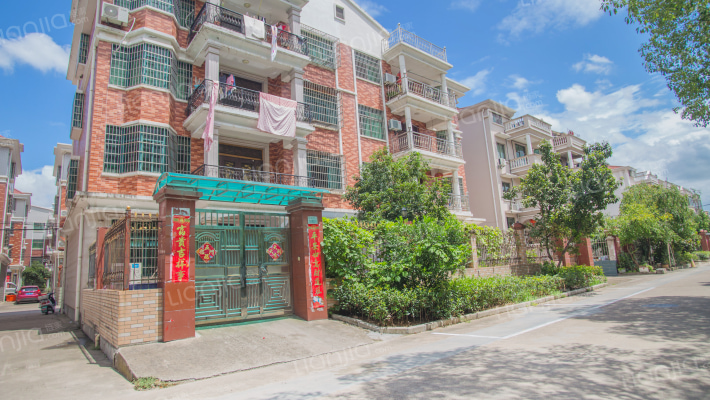 如甫村四区外景图