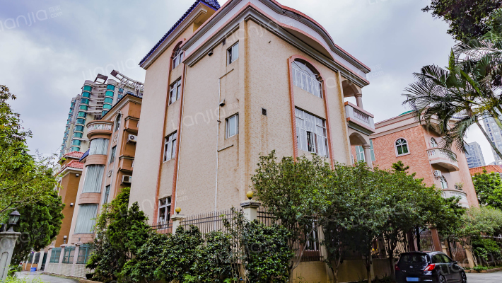 锦龙花园外景图