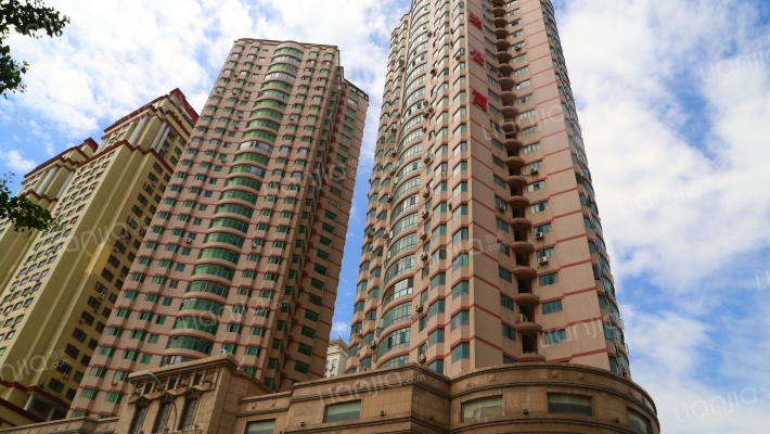 锦绣大厦外景图