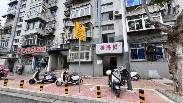 复兴南路245号外景图