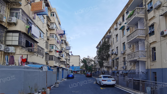 市一建小区外景图