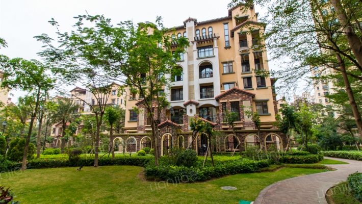 正方蔚蓝公馆外景图