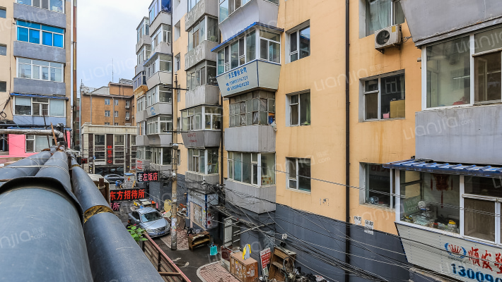 浙四小区外景图