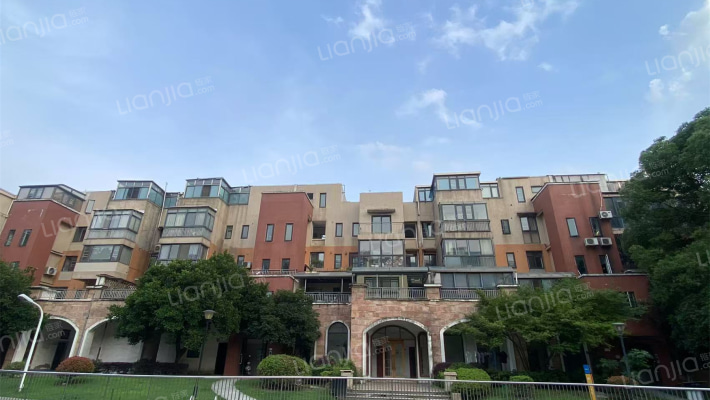 锦绣天成外景图