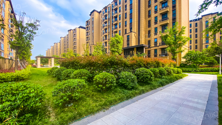 金融街路劲时光鸿著外景图