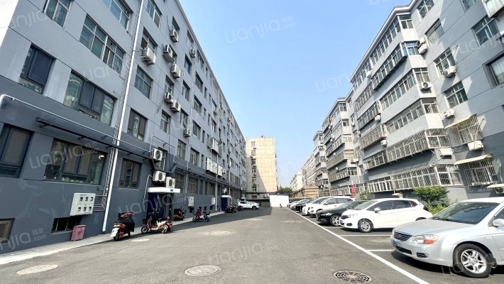 东岳大街18号外景图