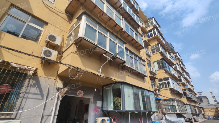 展览路31号院外景图