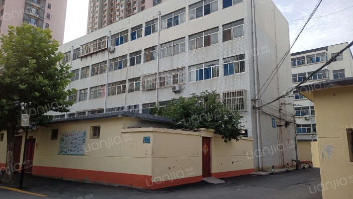 港华小区外景图