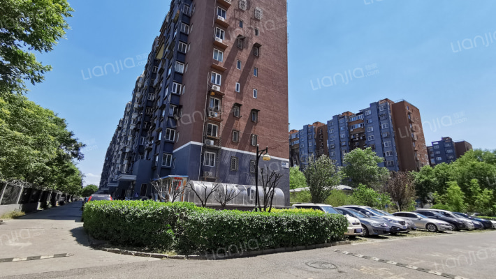 翠成馨园C区外景图