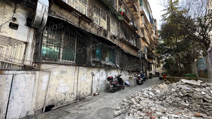 飞山街90号外景图