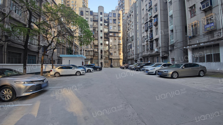 一医院设备科外景图