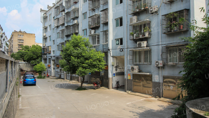 北门公寓外景图