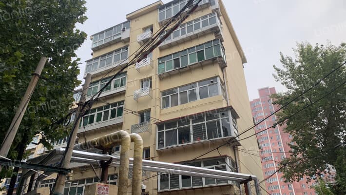 石汇宿舍外景图