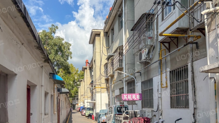 老街乡家属院外景图