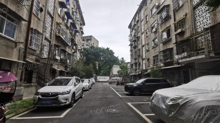 凤溪大道中段11号院外景图