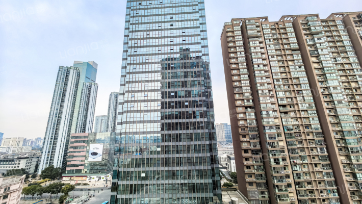 恒威大厦外景图