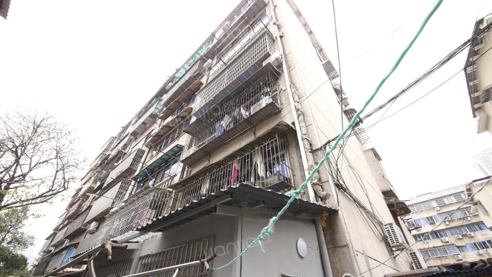 湘粮宿舍楼外景图