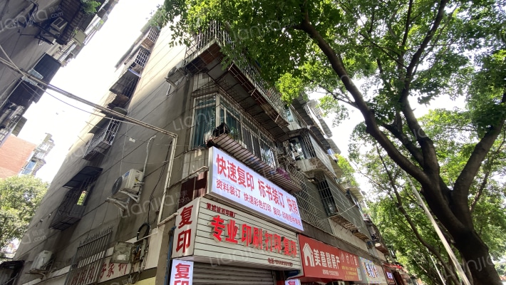 建设中路664号外景图