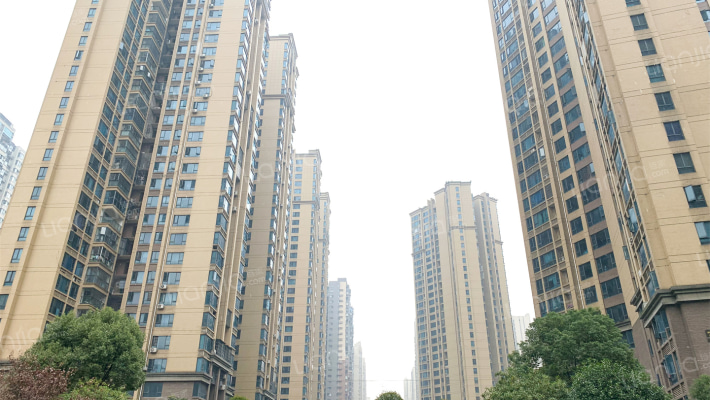 方略城市广场外景图