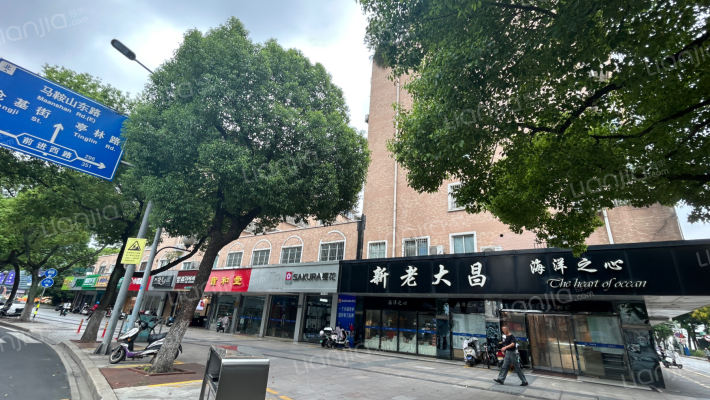 玉山镇嘉鹿花园外景图