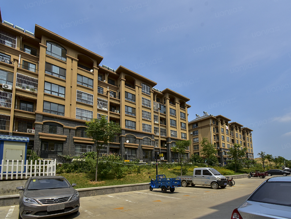 东骏阅山图片_东骏阅山实景图(威海链家新房)